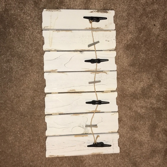 Home decorated picture hanger - Picture 1 of 4